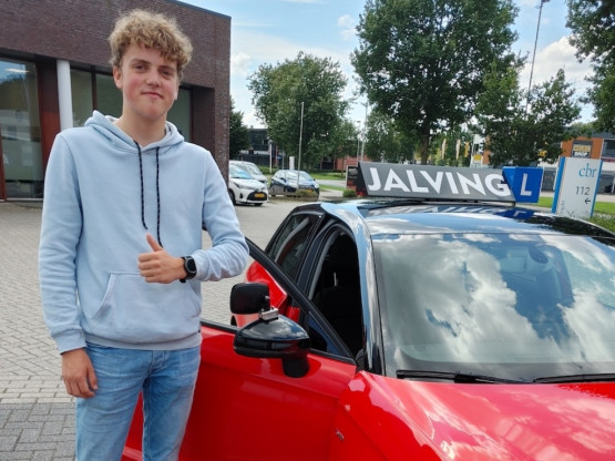 geslaagd-emmen-rijbewijs