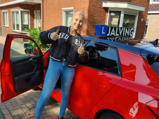 emmen-geslaagd-rijbewijs